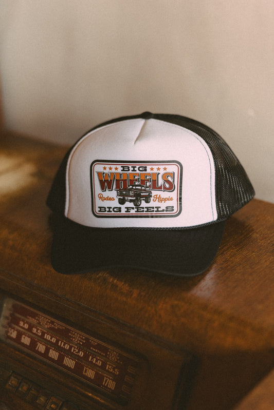 BIG WHEELS TRUCKER HAT BLACK/WHITE