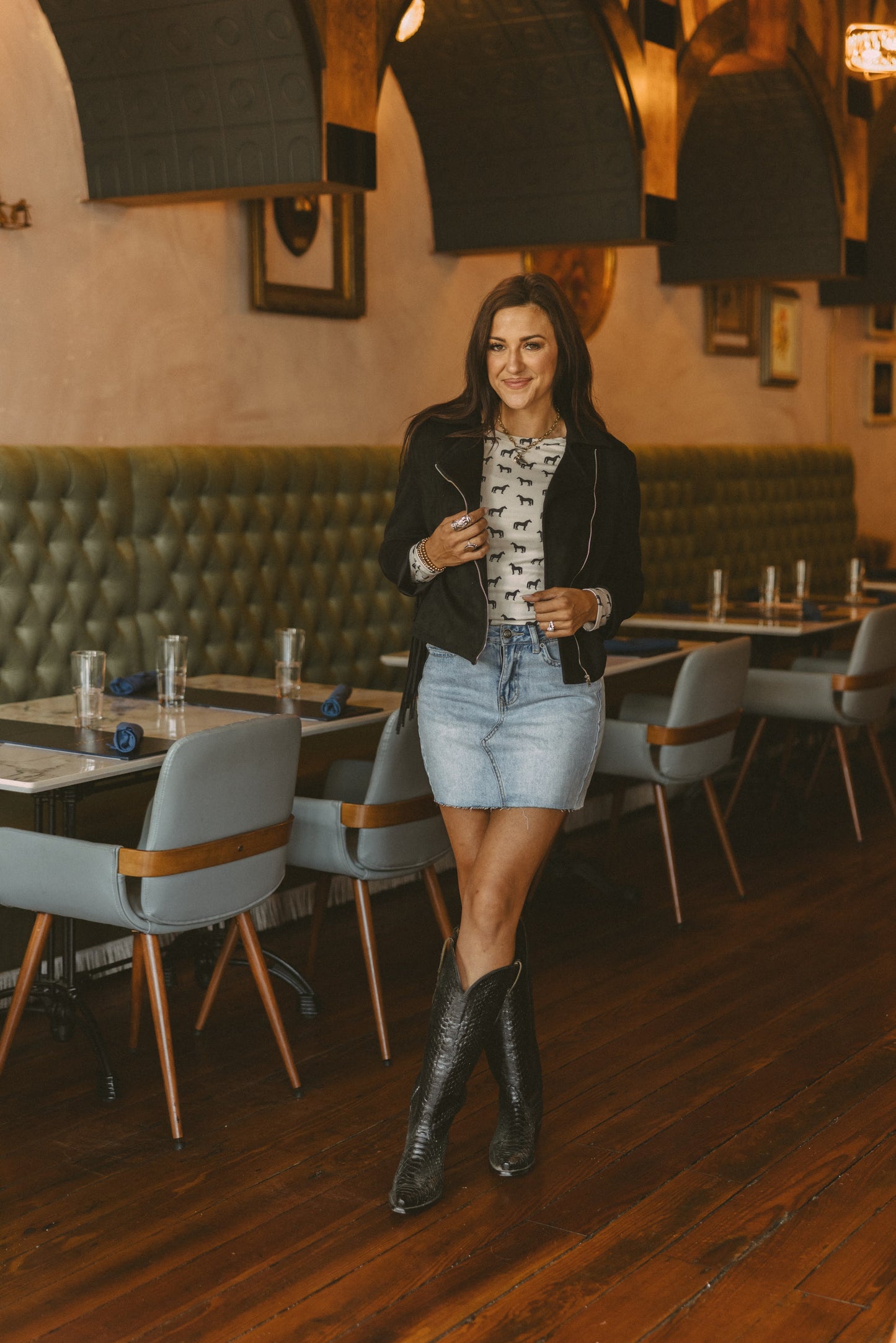 MOD HORSE RIBBED LONG SLEEVE TOP