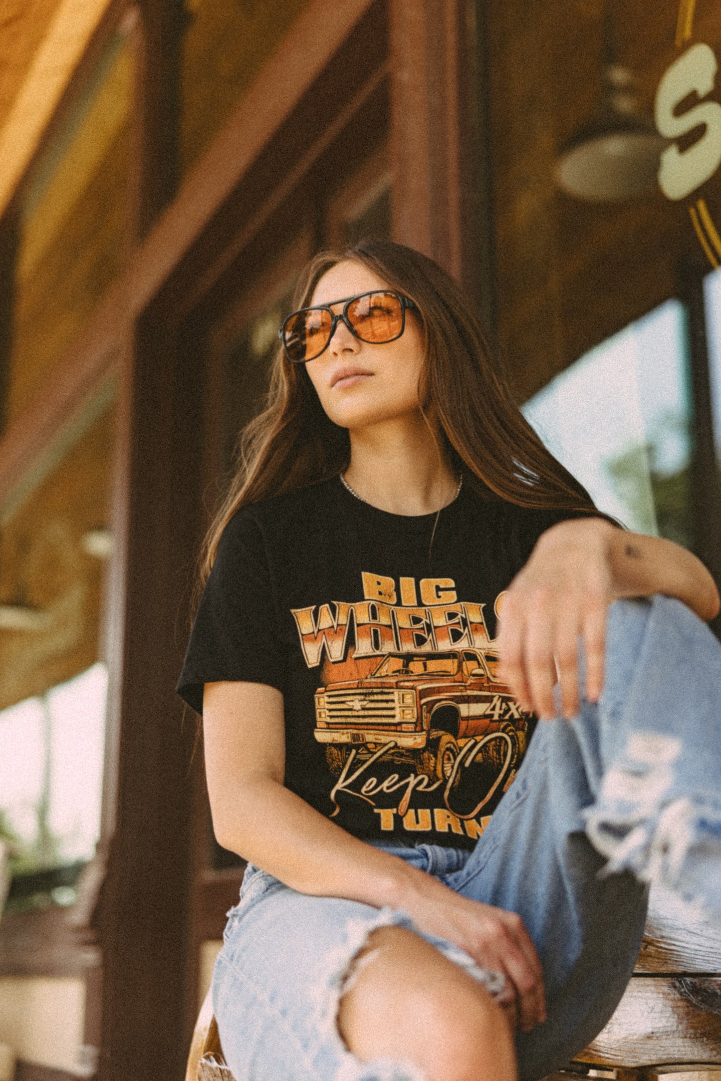 BIG WHEELS TEE BLACK